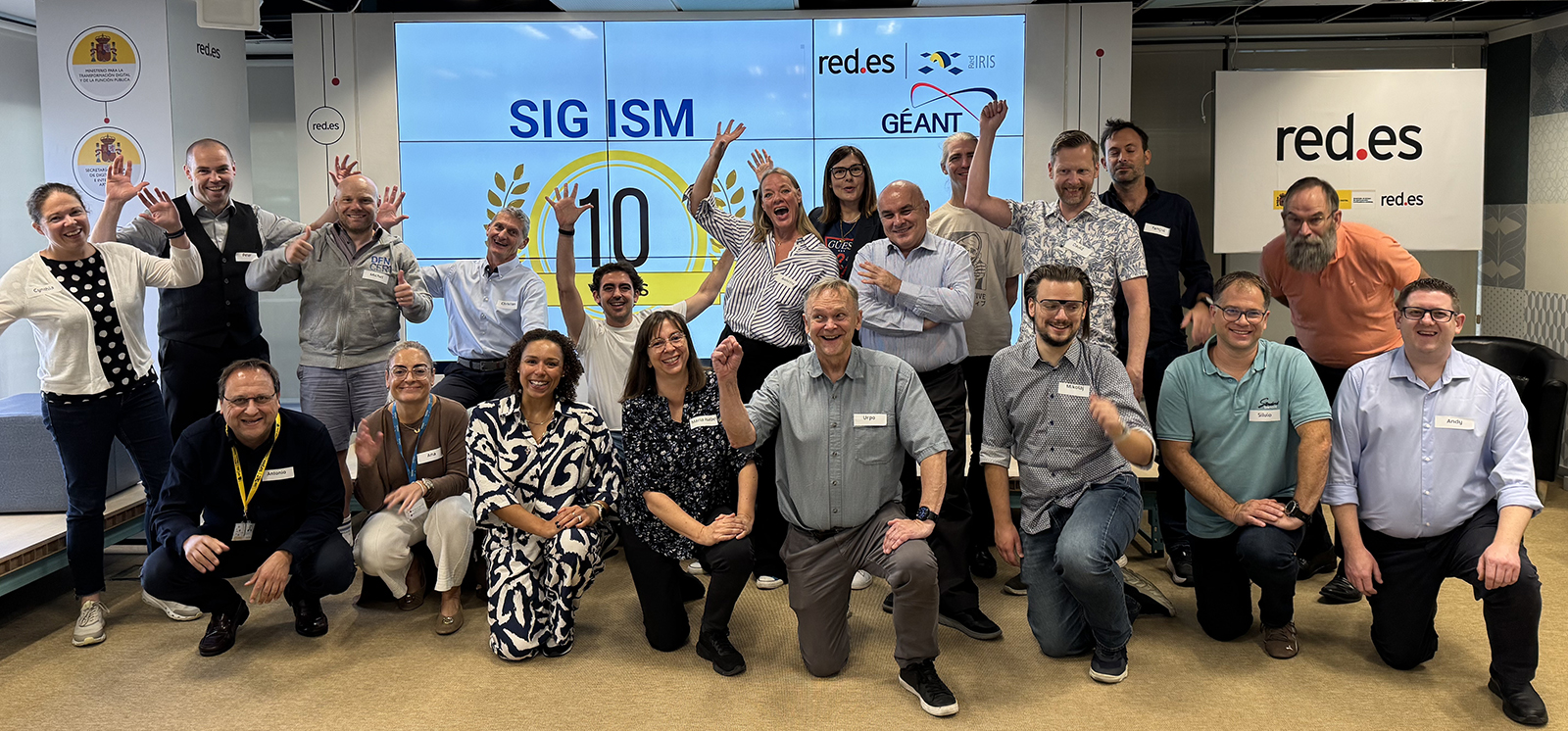 Group image of SIG-ISM members