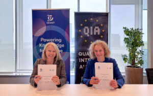 GÉANT and the Quantum Internet Alliance sign MoU to strengthen Europe’s quantum networking future